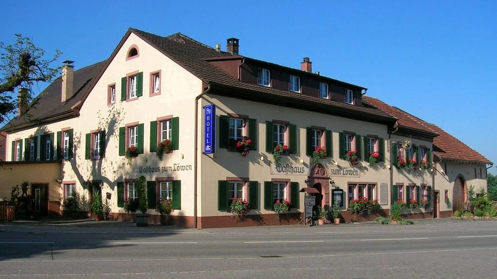 Historisches Genusshotel Loewen Schopfheim Kültér fotó